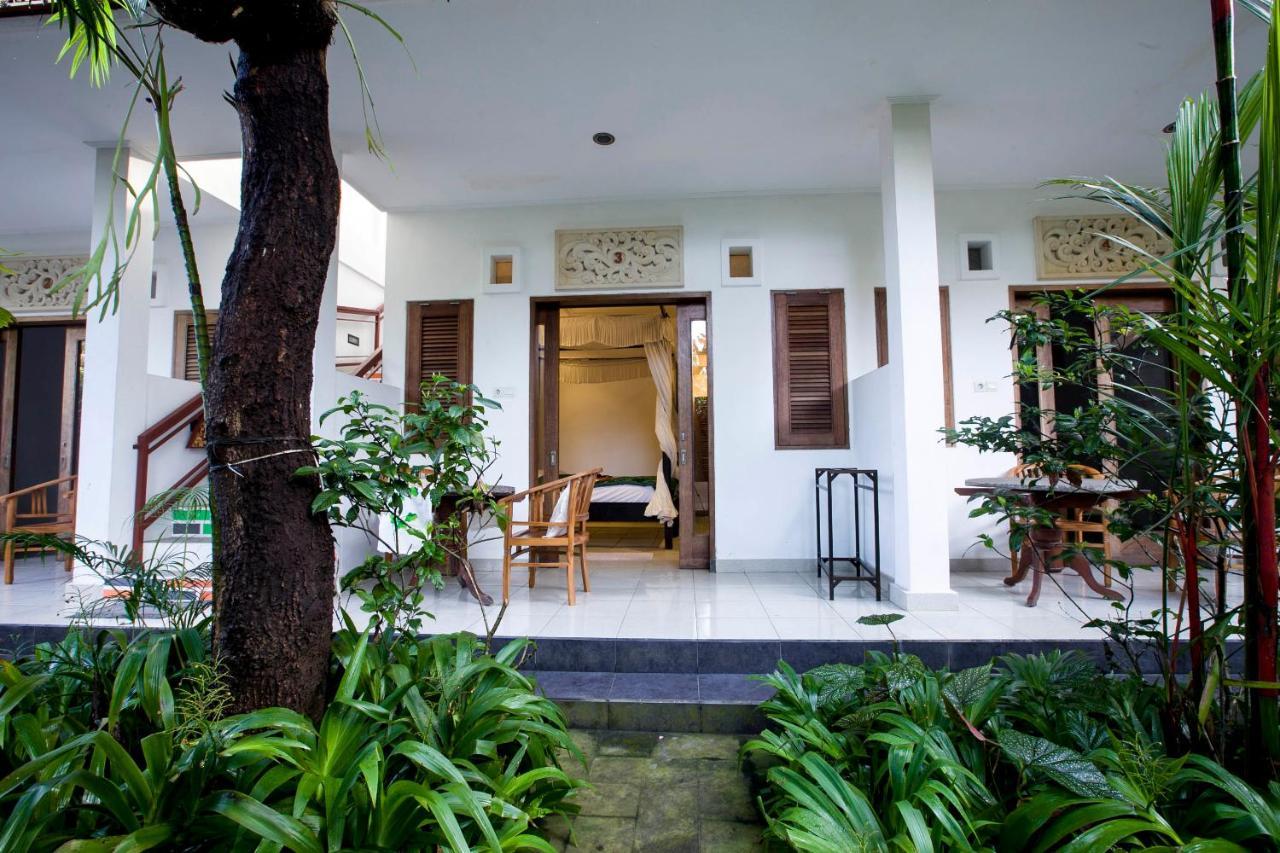 Batik Sekar Bali Guest House Ubud Esterno foto