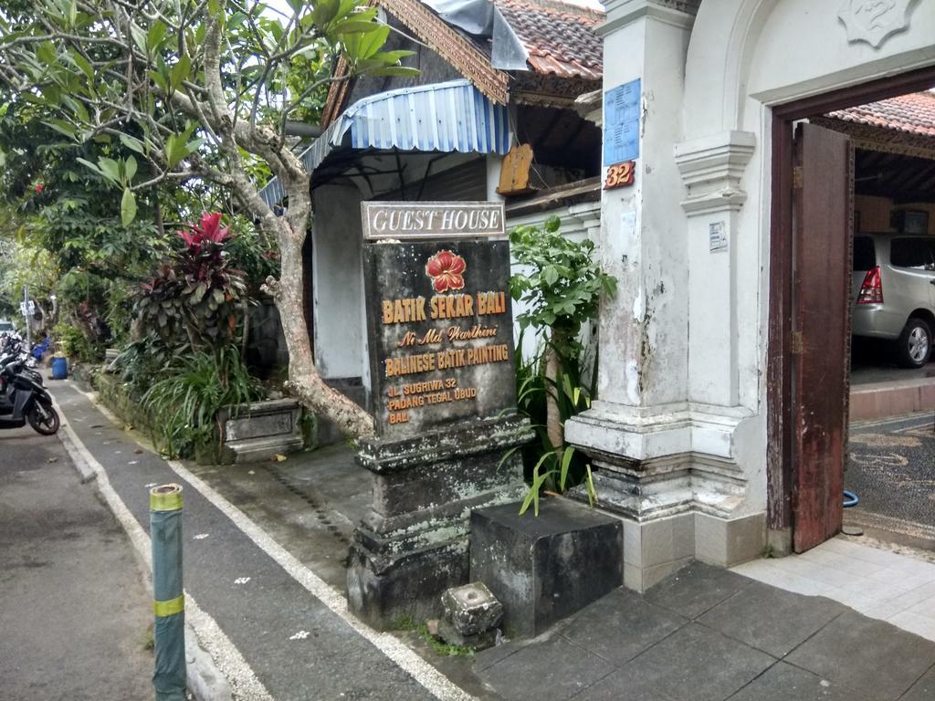Batik Sekar Bali Guest House Ubud Esterno foto